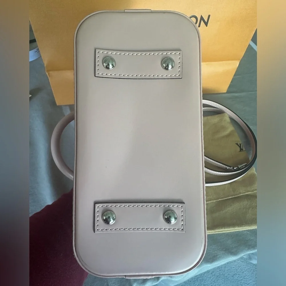 Authentic Louis Vuitton Alma BB Rose Ballerinas w/ red and white.Limited Edition - Picture 4 of 14